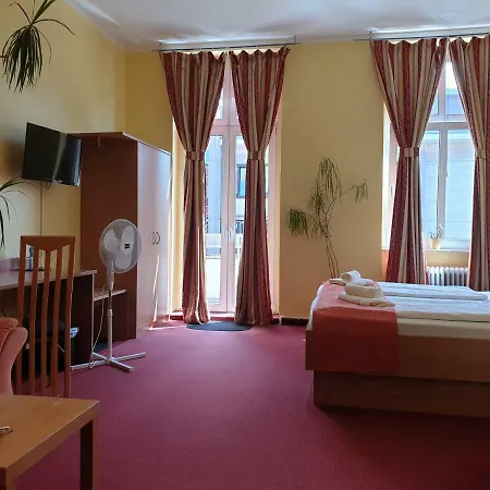 Fischer Am Kudamm Hotel 3*