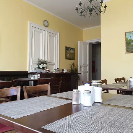 Fischer Am Kudamm Hotel 3*